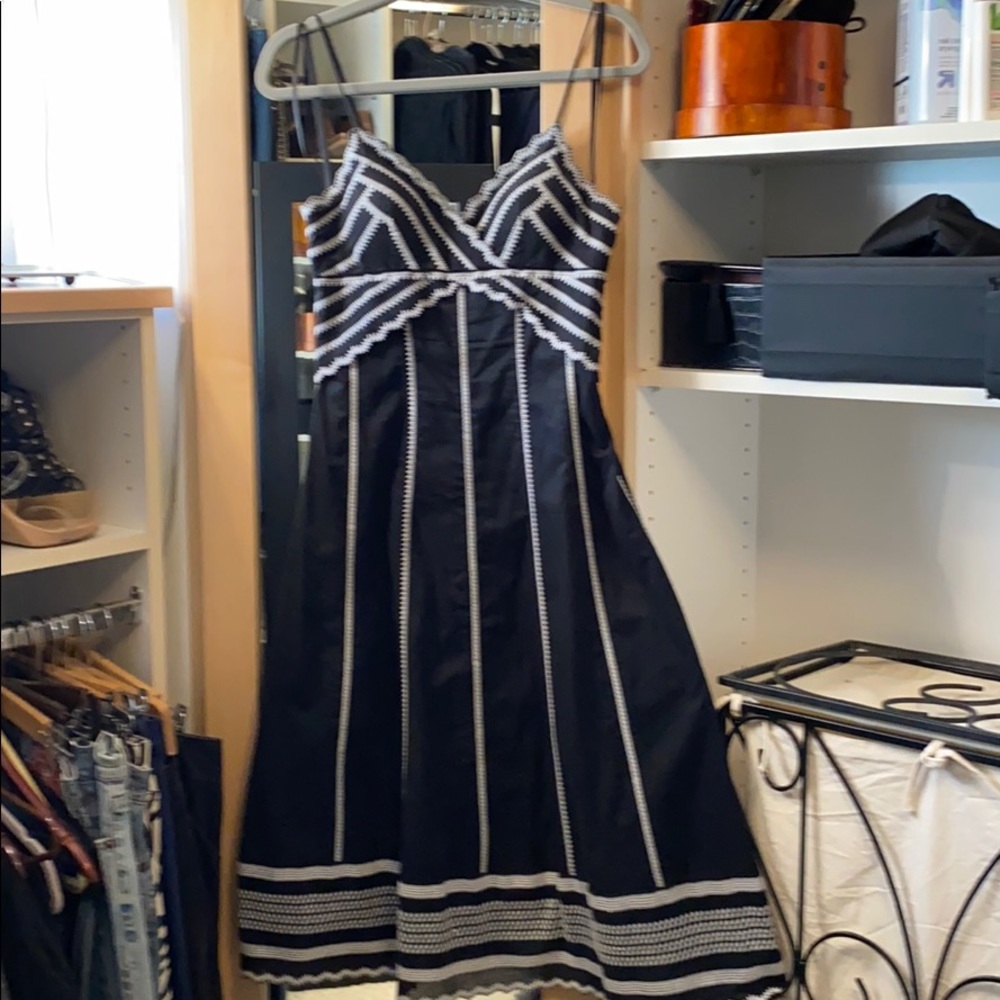 Eliza J size 6